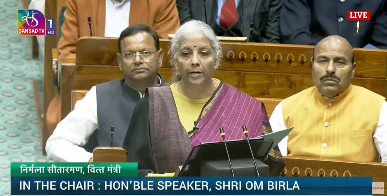 बजट : वित्तमंत्री सीतारमण ने बजट भाषण में गिनाए ‘तीन कर्तव्य’