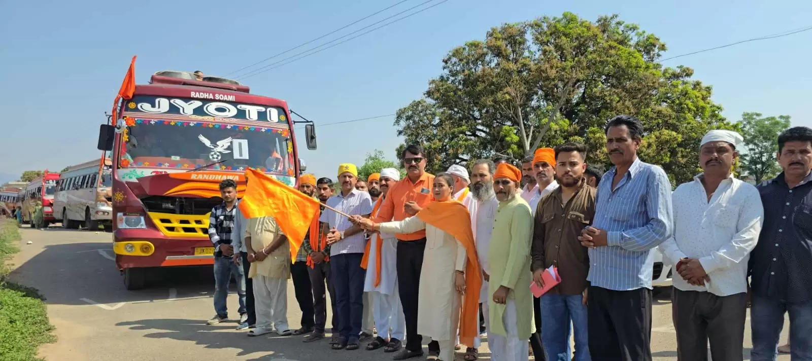 जम्मू से डेरा बाबा बड़भाग सिंह पवित्र स्थल के लिए यात्रा रवाना