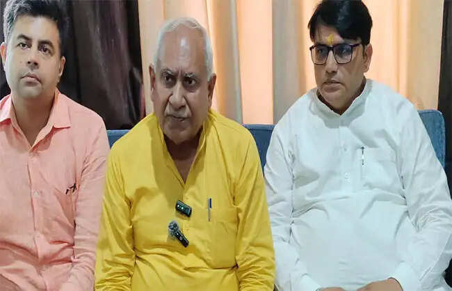 नारनाैल: भााजपा ने याेग्यता के आधार पर नौकरियां देकर युवाओं का भरोसा जीता: ओम प्रकाश