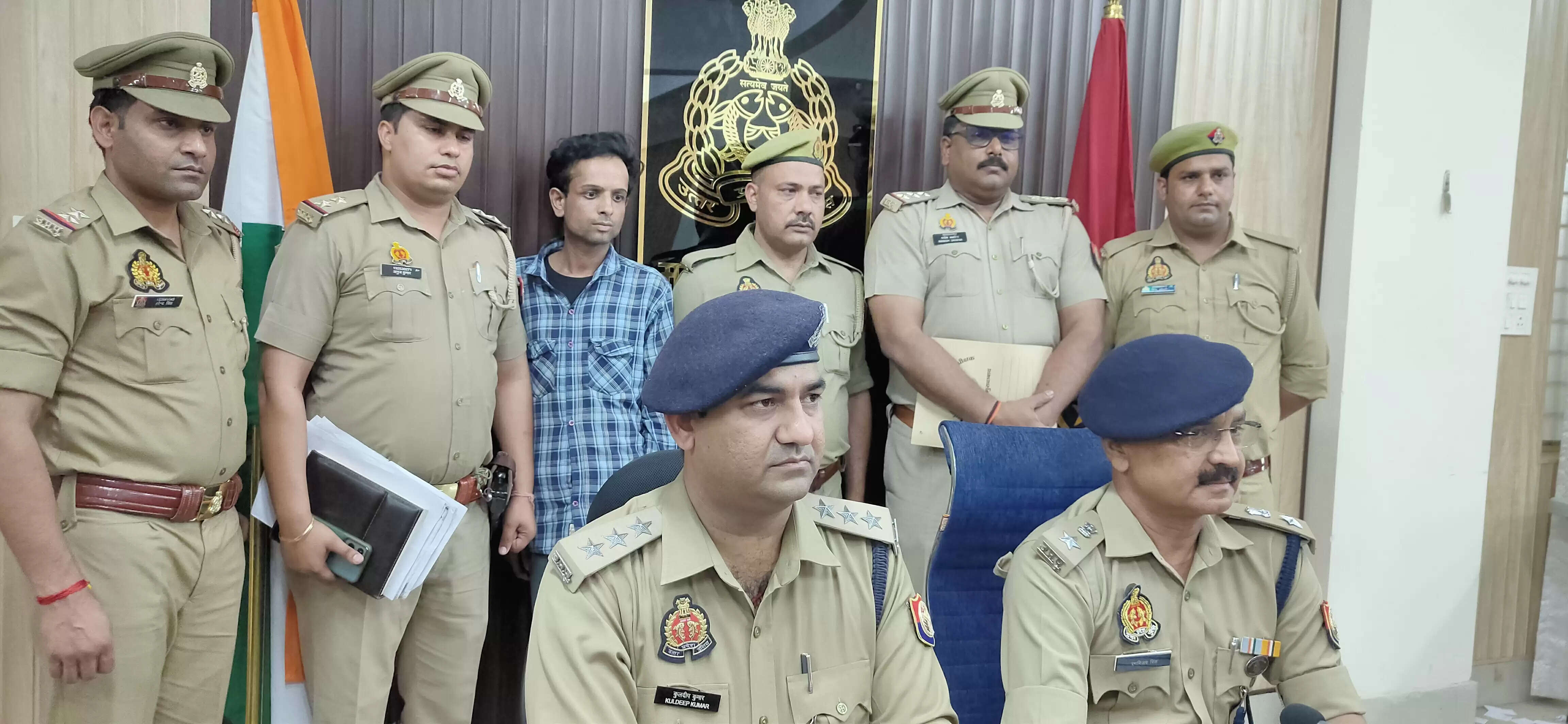 केमिकल कारोबारी की बुजुर्ग मां का हत्यारा नौकर गिरफ्तार