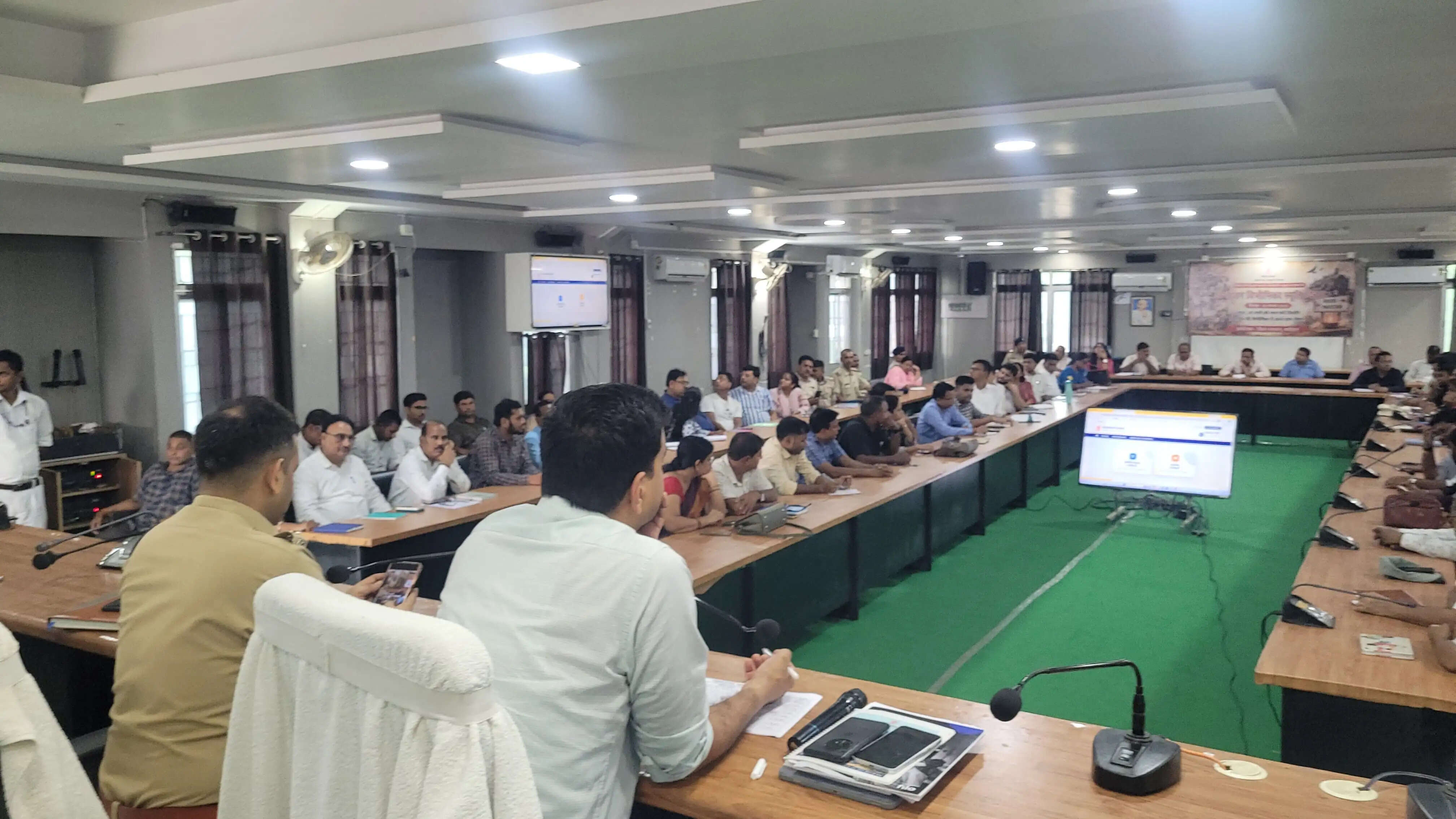 जिले के सभी शैक्षणिक संस्थानों में 25 अगस्त को लगेगा विद्यार्थी सहयोग शिविर, समस्याओं का होगा ऑन-द-स्पॉट समाधान: डीएम