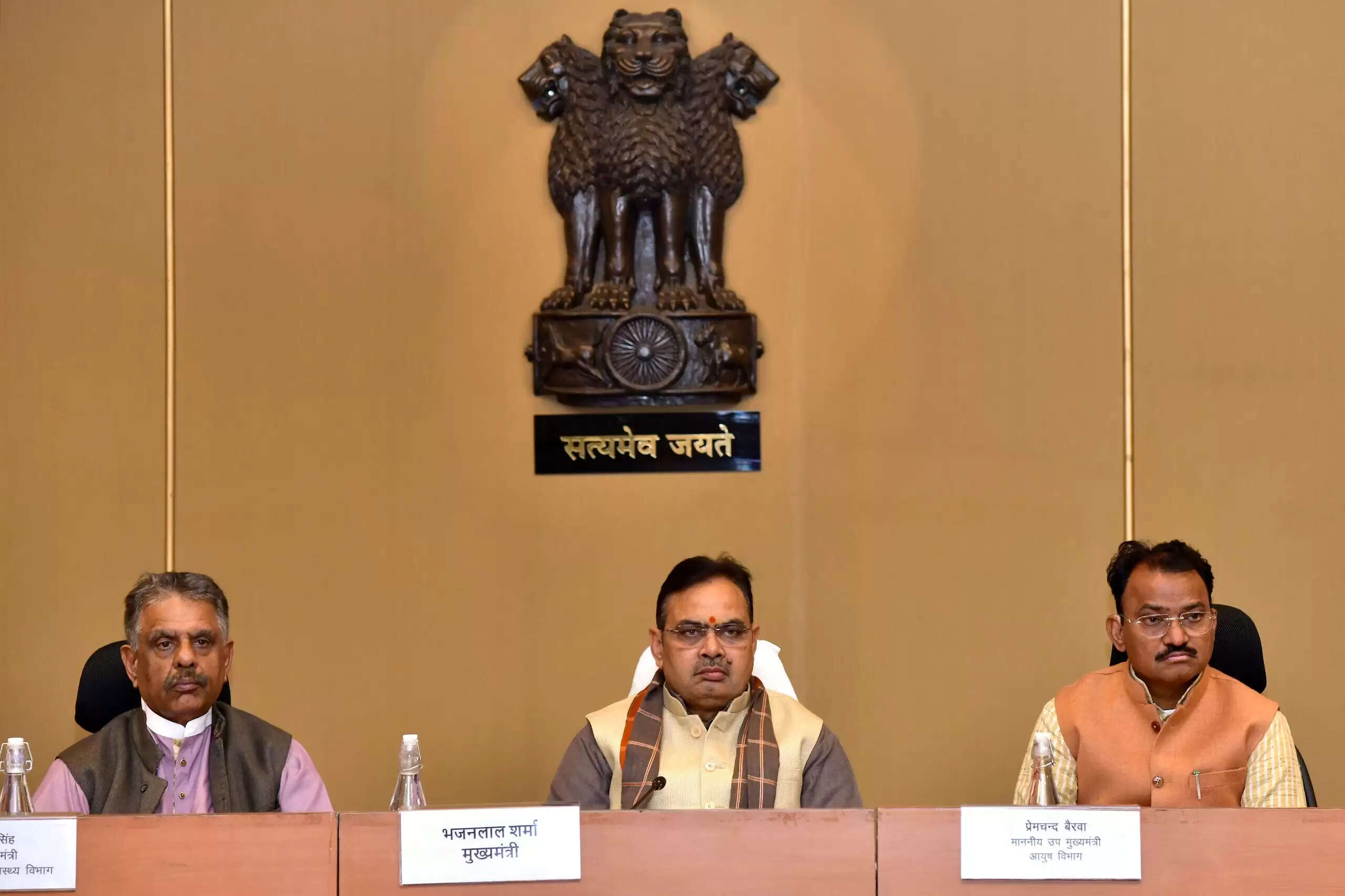 चिकित्सा सेवा का क्षेत्र, दायित्वों को निष्ठा और ईमानदारी से निभाए स्वास्थ्यकर्मी :&nbsp;मुख्यमंत्री&nbsp;भजनलाल शर्मा