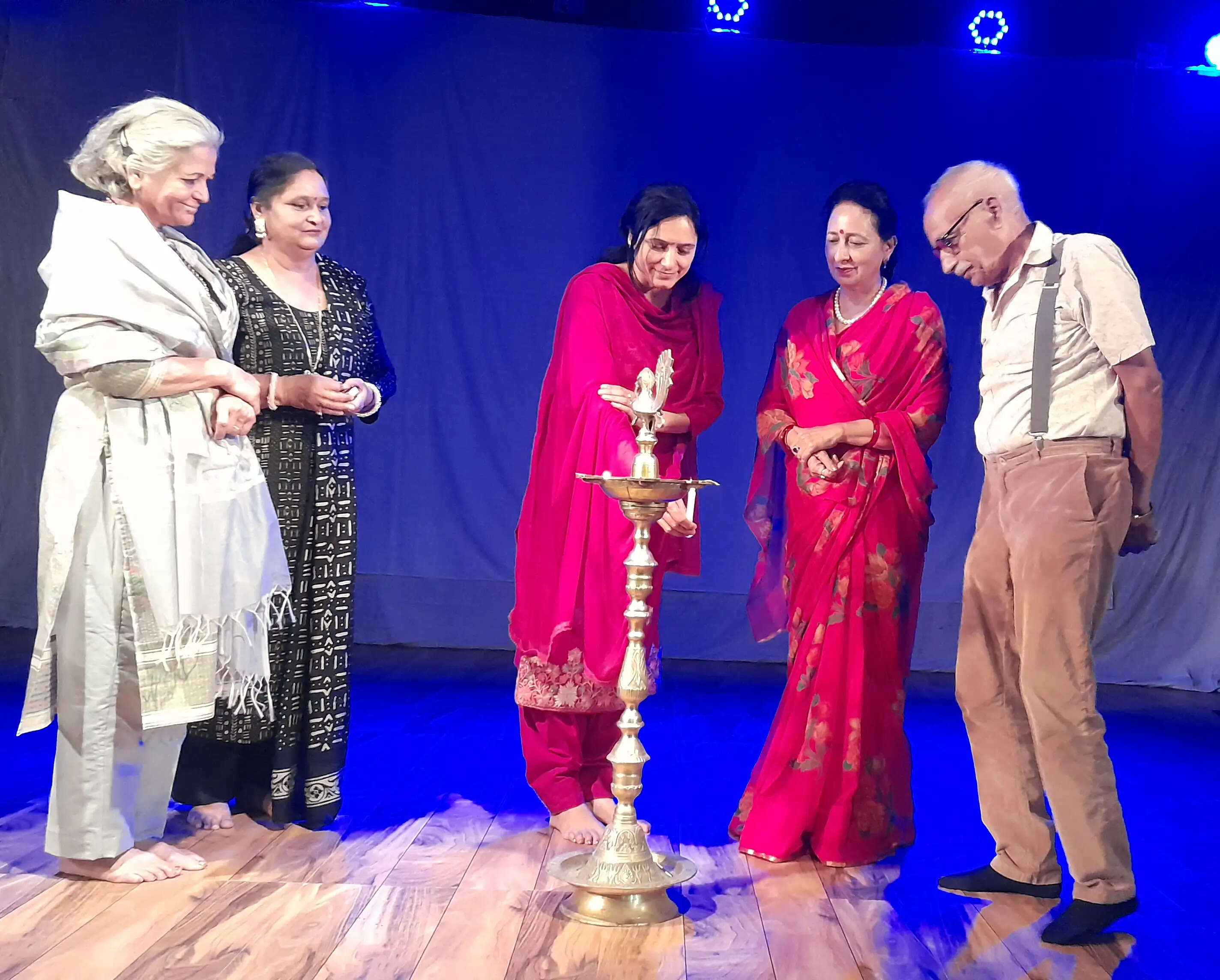 रंगमंच: संगीत नाटक अकादमी नई दिल्ली की प्रभावशाली प्रस्तुति नाटक पांचाली का मंचन
