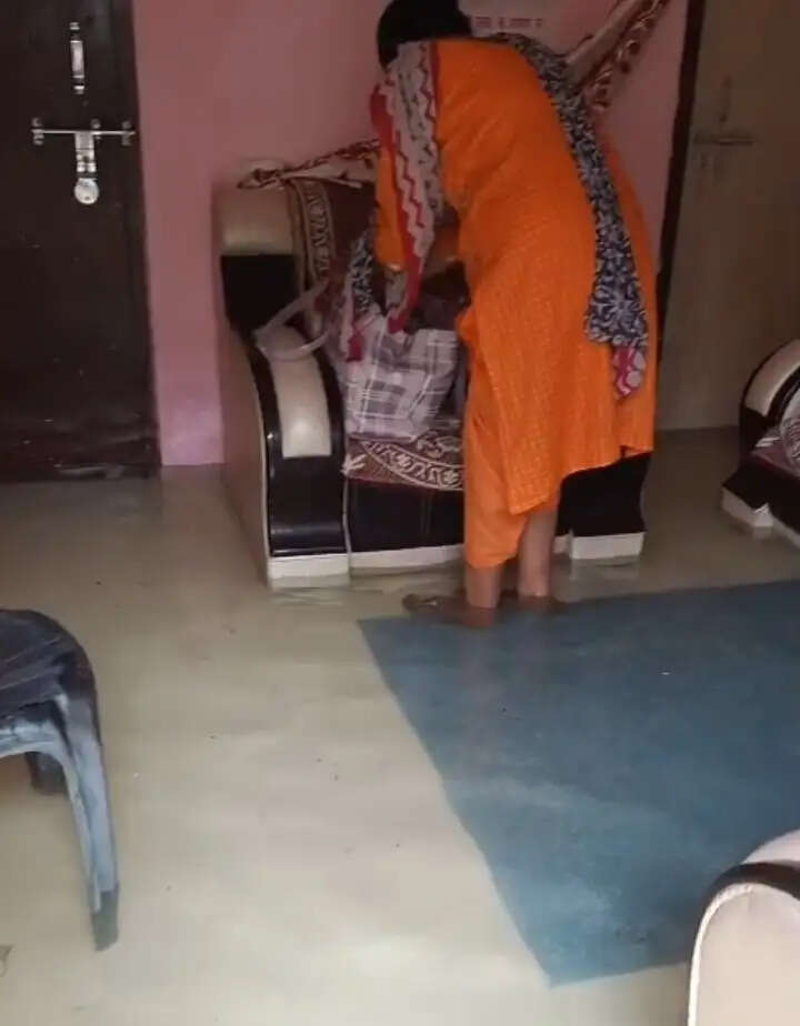 स्मार्ट सिटी : दहशत में बालाजी रेजीडेंसी के 50 परिवार, घरों में भरा तीन दिन से पानी