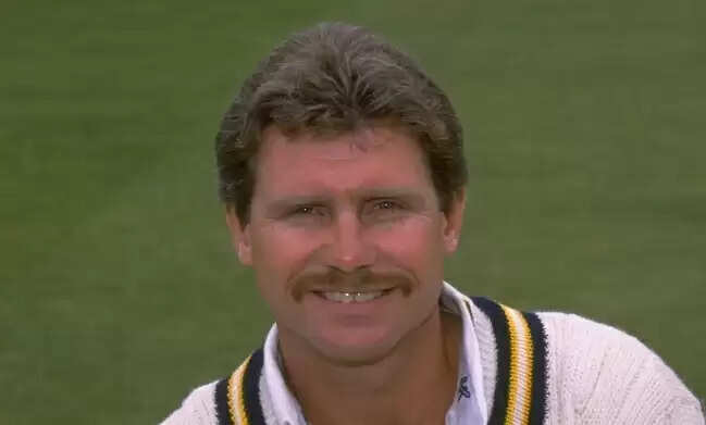 इंग्लैंड के महान क्रिकेटर 62 वर्षीय रॉबिन स्मिथ का निधन
