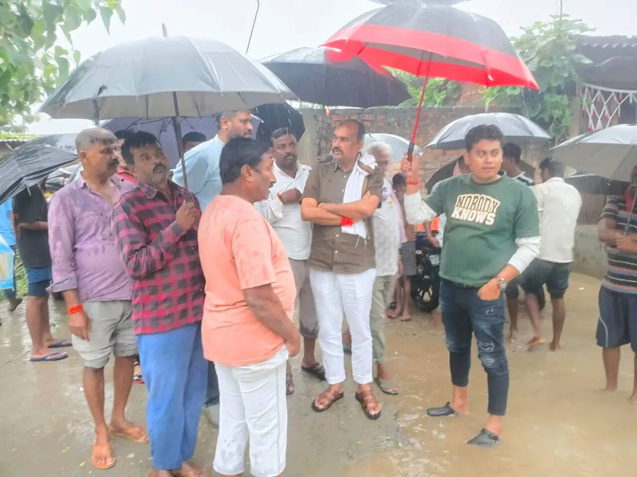 वाल्मीकिनगर विधानसभा क्षेत्र को बाढ़ प्रभावित घोषित करने की विधायक ने की मांग