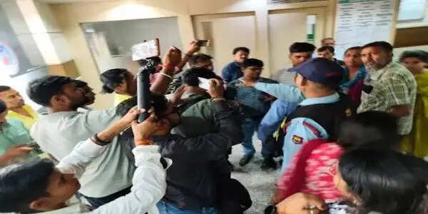 अस्पतालों में हिंसा और भ्रामक सोशल मीडिया प्रचार पर प्रशासन करे कार्रवाई : आईएमए-एचबीआई
