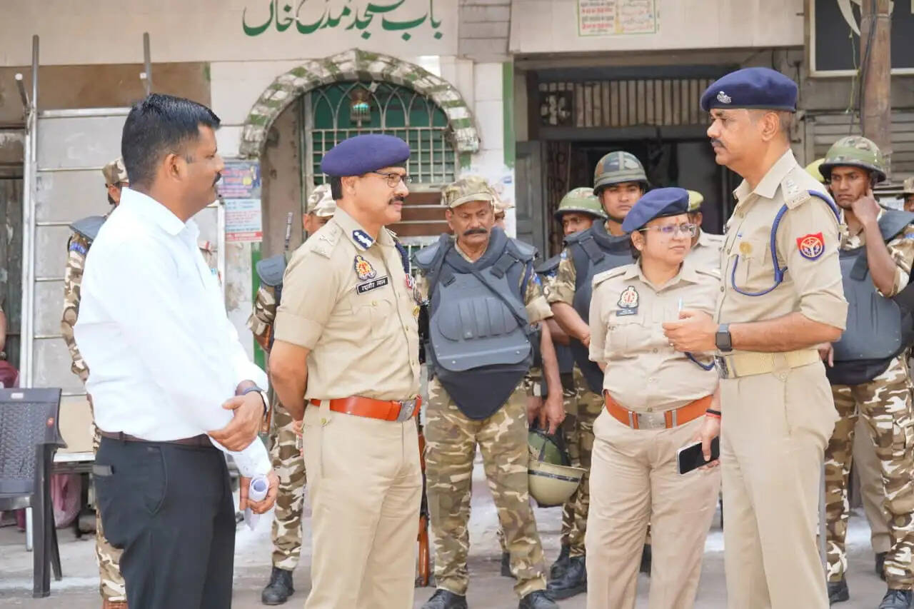 कानपुर में शांतिपूर्ण तरीके से संपन्न हुई अलविदा की नमाज