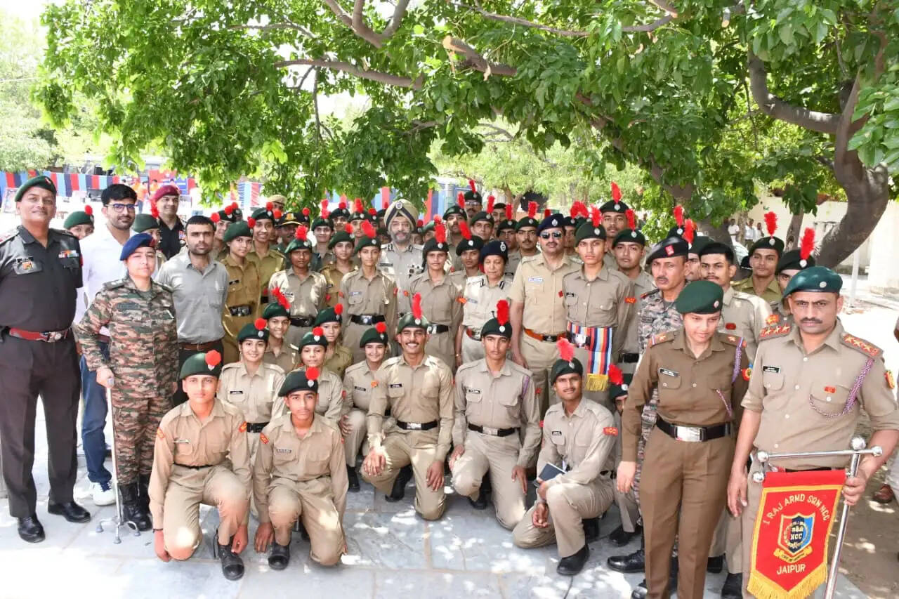 युवा आपदा मित्र प्रशिक्षण में एनसीसी कैडेट्स ने सीखे आपदा प्रबंधन के गुर