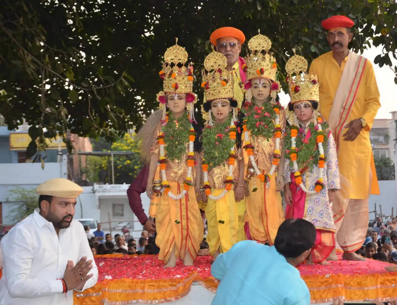 ऐतिहासिक नाटीइमली में प्रभु श्रीराम समेत चारों भाइयों के मिलन को देख श्रद्धालु भावविह्वल