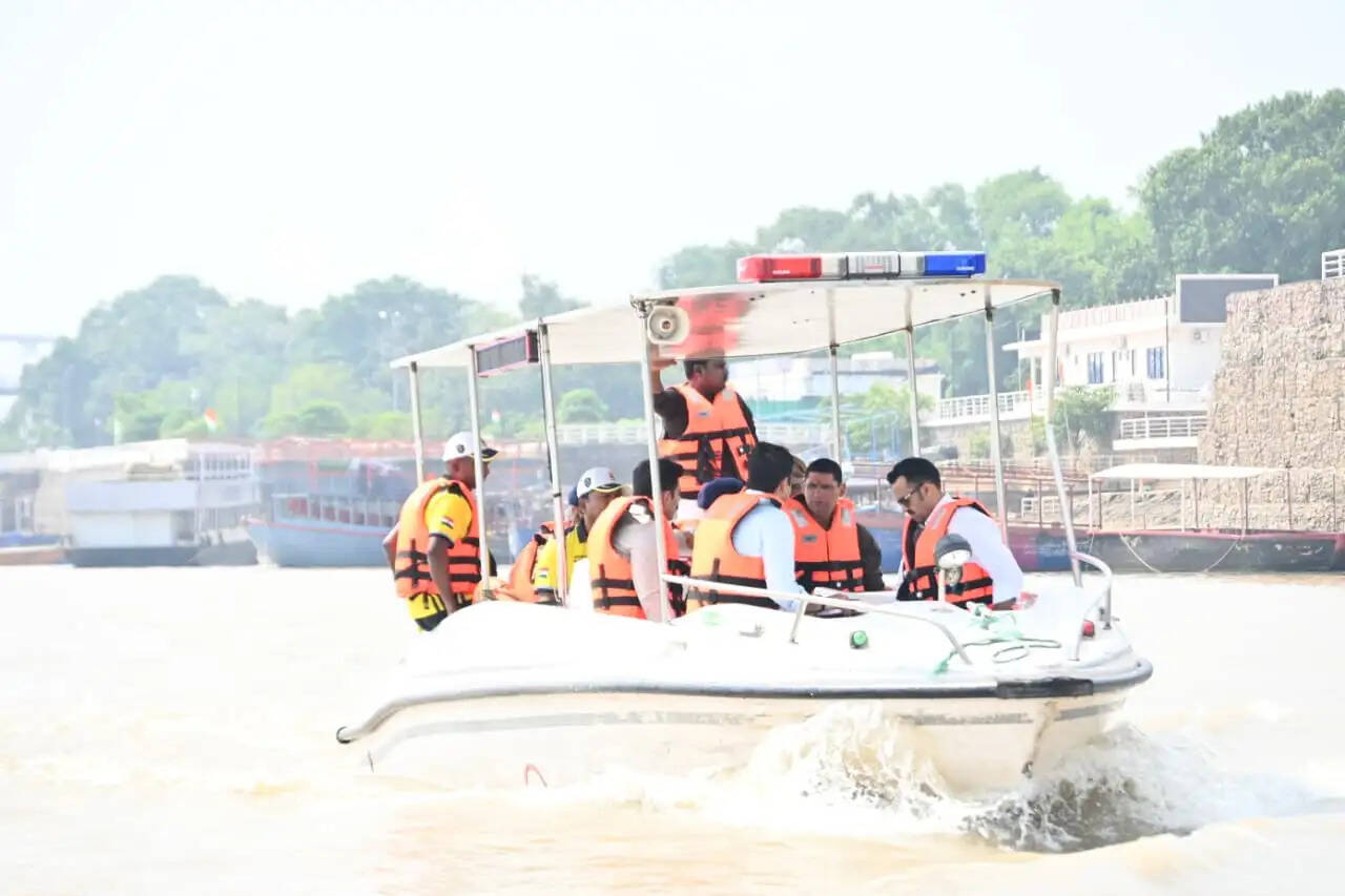 भारतीय वायुसेना दिवस के एयरशो को लेकर सुरक्षा सख्त, प्रतिबंधित क्षेत्र में ड्रोन उड़ाने पर पूर्ण रोक