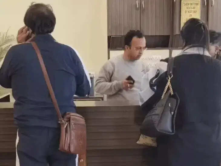 उदयपुर में होटलों के लिए सख्त नियम: ऑनलाइन एंट्री के बिना नहीं मिलेगा कमरा, नाबालिगों के लिए अभिभावकों की अनुमति अनिवार्य