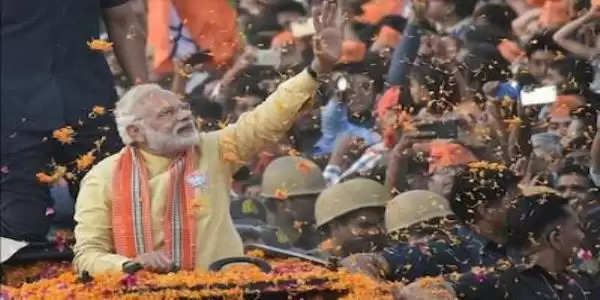 प्रधानमंत्री मोदी के भव्य स्वागत के लिए तैयार काशी, 38 स्थानों पर होगी पुष्प वर्षा