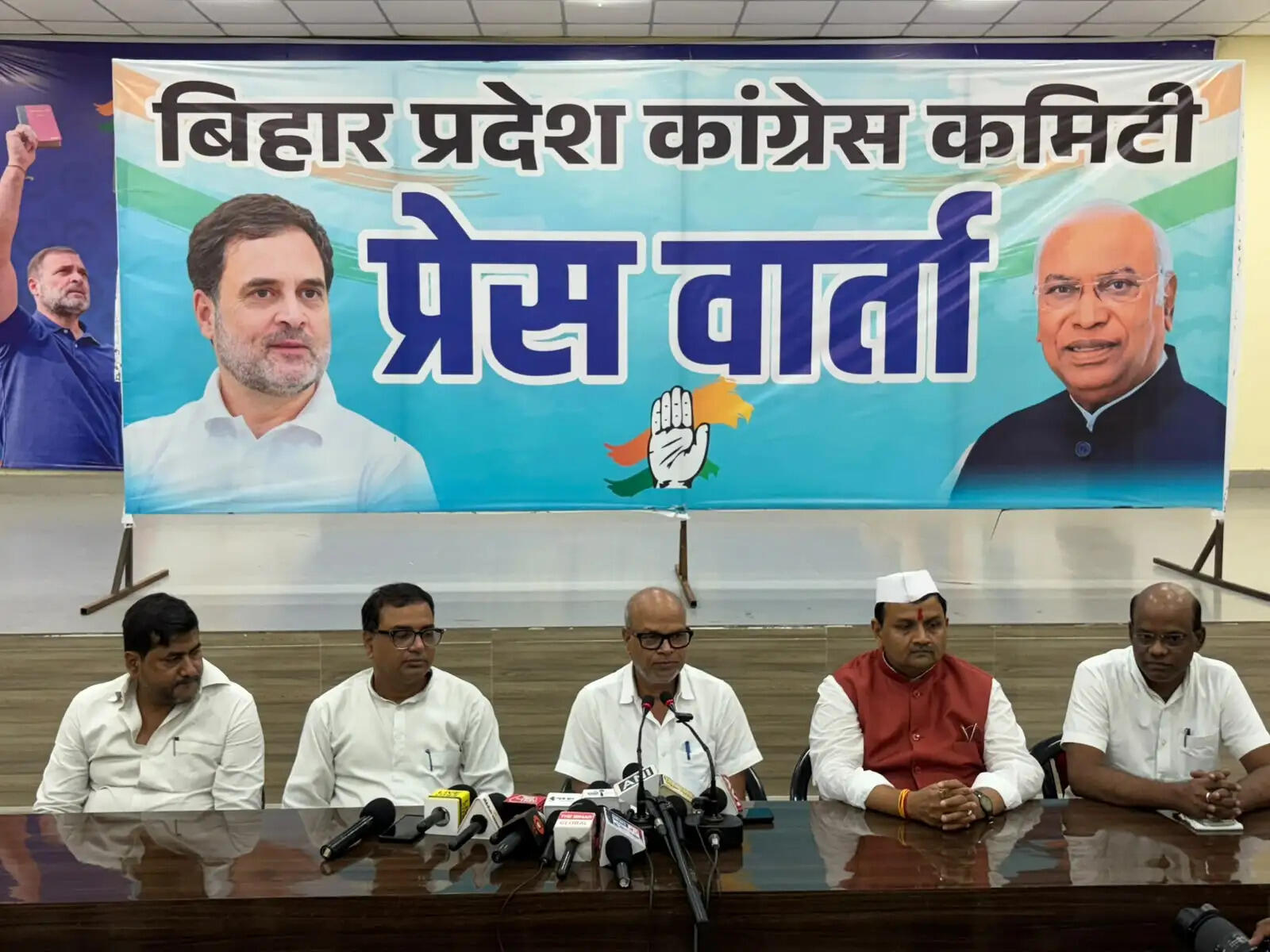 पेपर लीक देश के लिए महामारी, छात्रों का भविष्य दांव पर नहीं लगने देंगे: राजेश राम