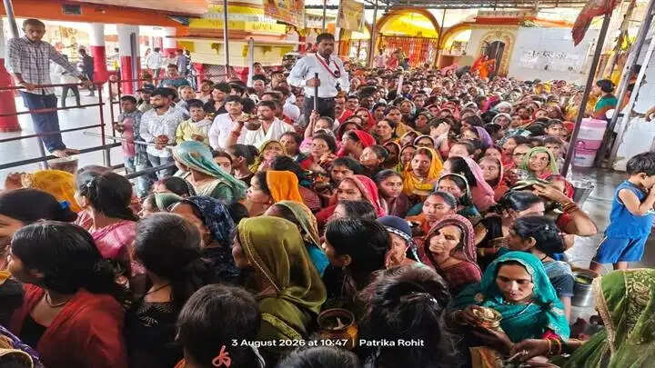 सतनाः सावन के पहले सोमवार श्री गैबीनाथ स्वामी मंदिर में उमड़ा आस्था का सैलाब