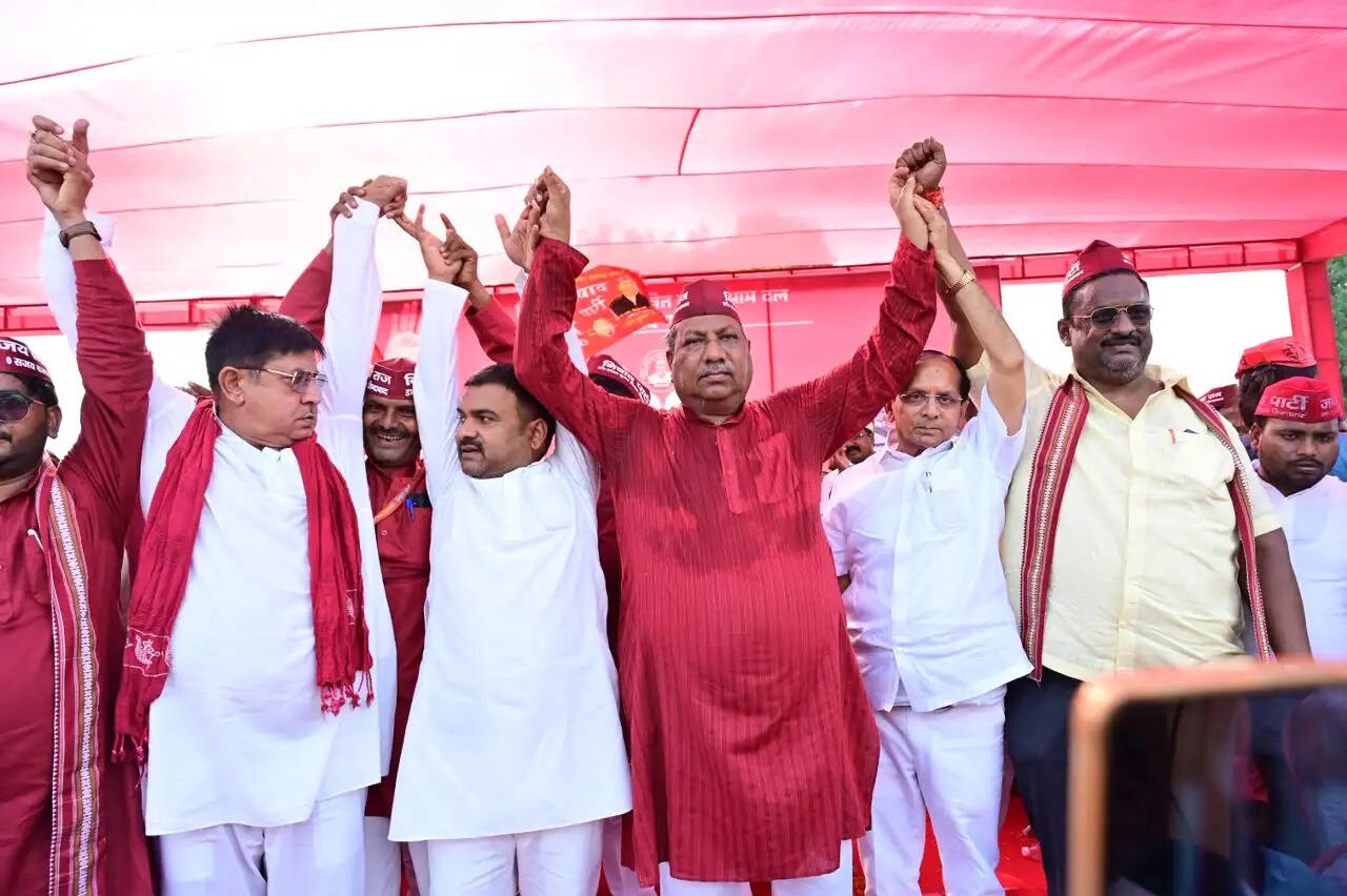 निषाद पार्टी संगठन और समाज की आवाज, इसे कमजोर करने की कोशिश सफल नहीं होगी : डॉ. संजय निषाद