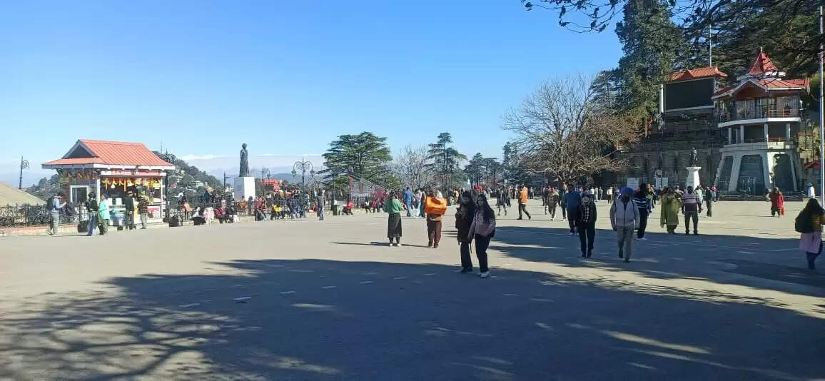 हिमाचल में बर्फबारी की संभावना, मनाली में रही सीजन की सबसे सर्द रात