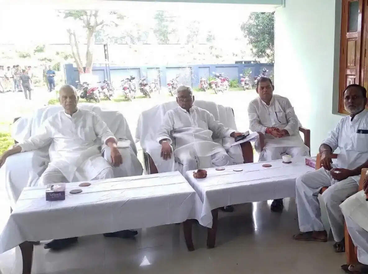 निर्मली थाना भवन की जर्जर स्थिति पर उपमुख्यमंत्री गंभीर