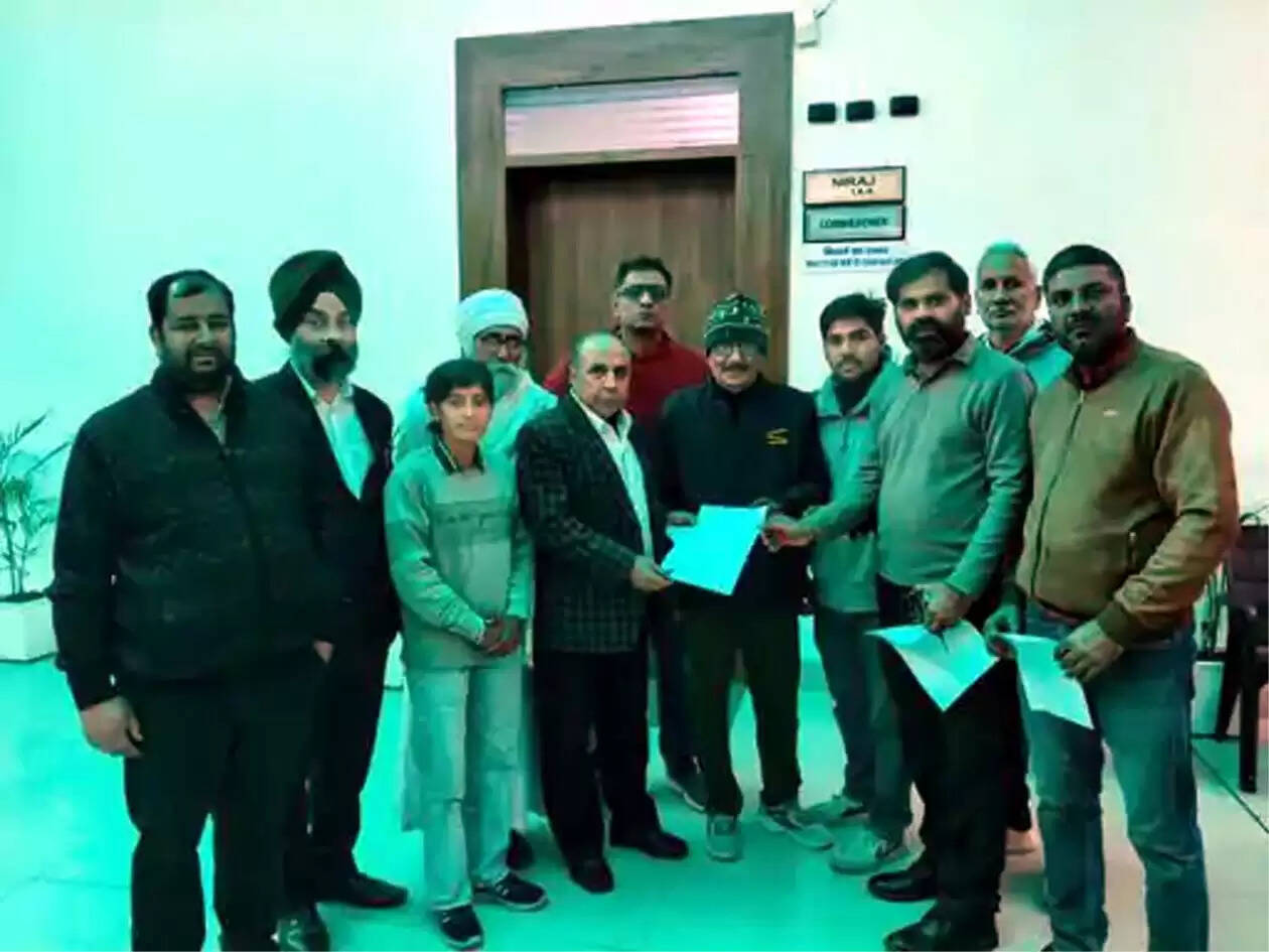 हिसार : क्रिसमस पर बजरंग दल ने किया हनुमान चालीसा पाठ का ऐलान,थमाए नोटिस