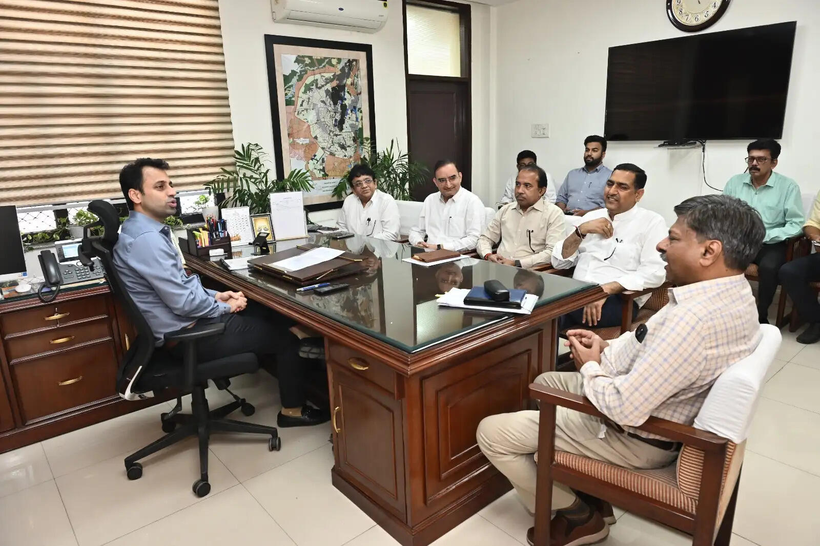 आमजन को गुणवत्तापूर्ण आवास उपलब्ध कराना सर्वोच्च प्राथमिकता: अरविंद पोसवाल