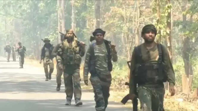 छत्तीसगढ़ में नक्सलियों के पीएलजीए सप्ताह पर बस्तर के नक्सल प्रभावित इलाकों में सुरक्षा बल अलर्ट पर