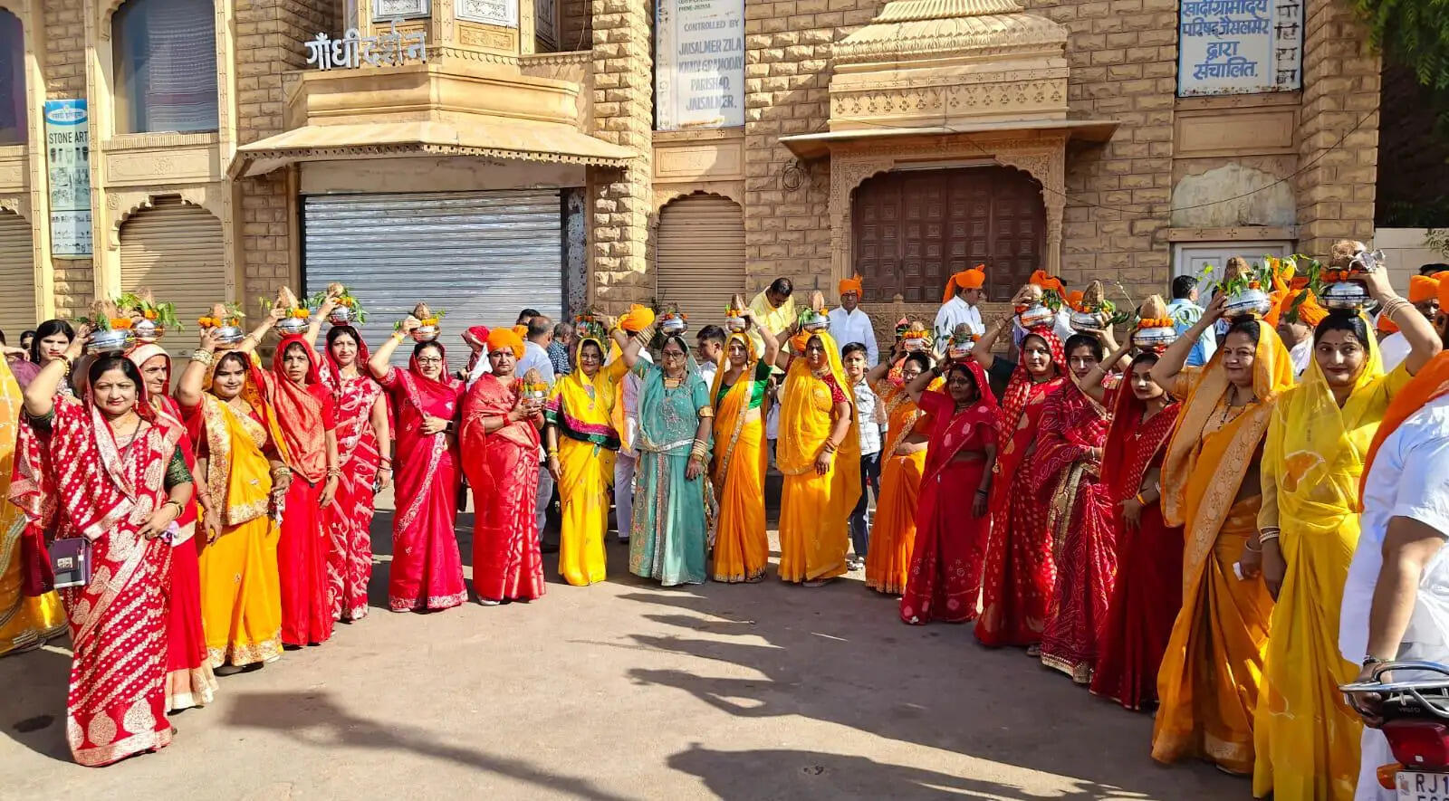 जैसलमेर में भव्य शोभायात्रा के साथ हिंगलाज महोत्सव का हुआ आगाज