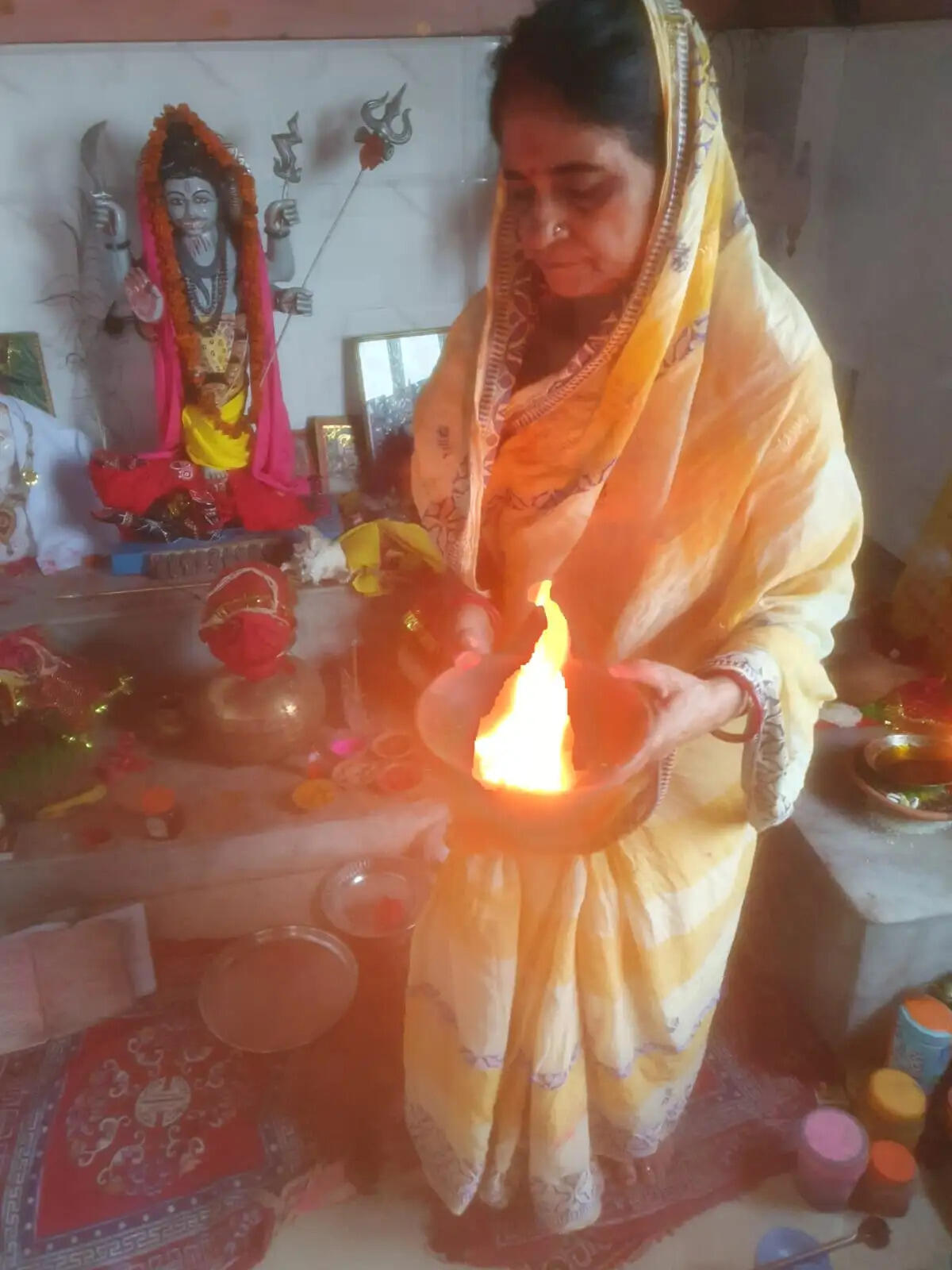 रुईधासा महाकाल मंदिर में मां स्कंदमाता की विधि-विधान से हुई पूजा-अर्चना