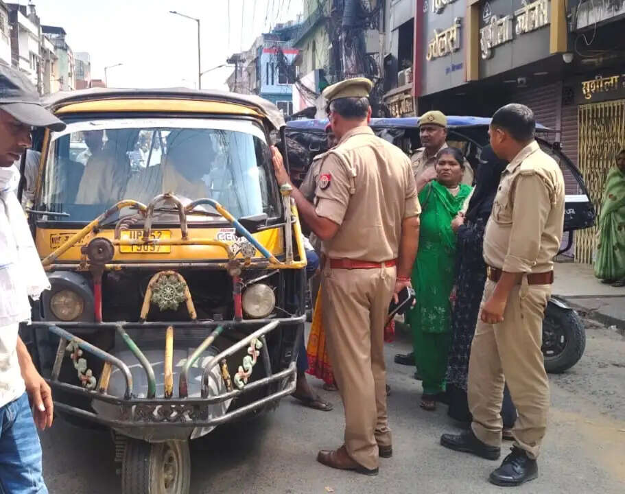 यातायात नियम ताेड़ने वाले 53 वाहनों का चालान, 2 वाहन सीज