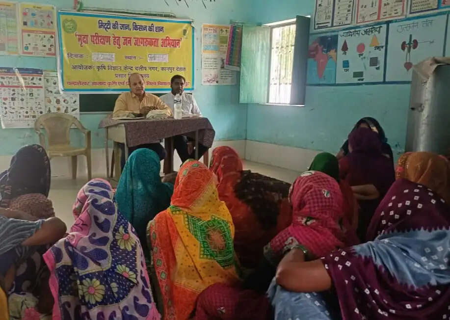 बेहतर फसल उत्पादन के लिए मिट्टी परीक्षण करवाना नितांत आवश्यक : डॉ. खलील खान