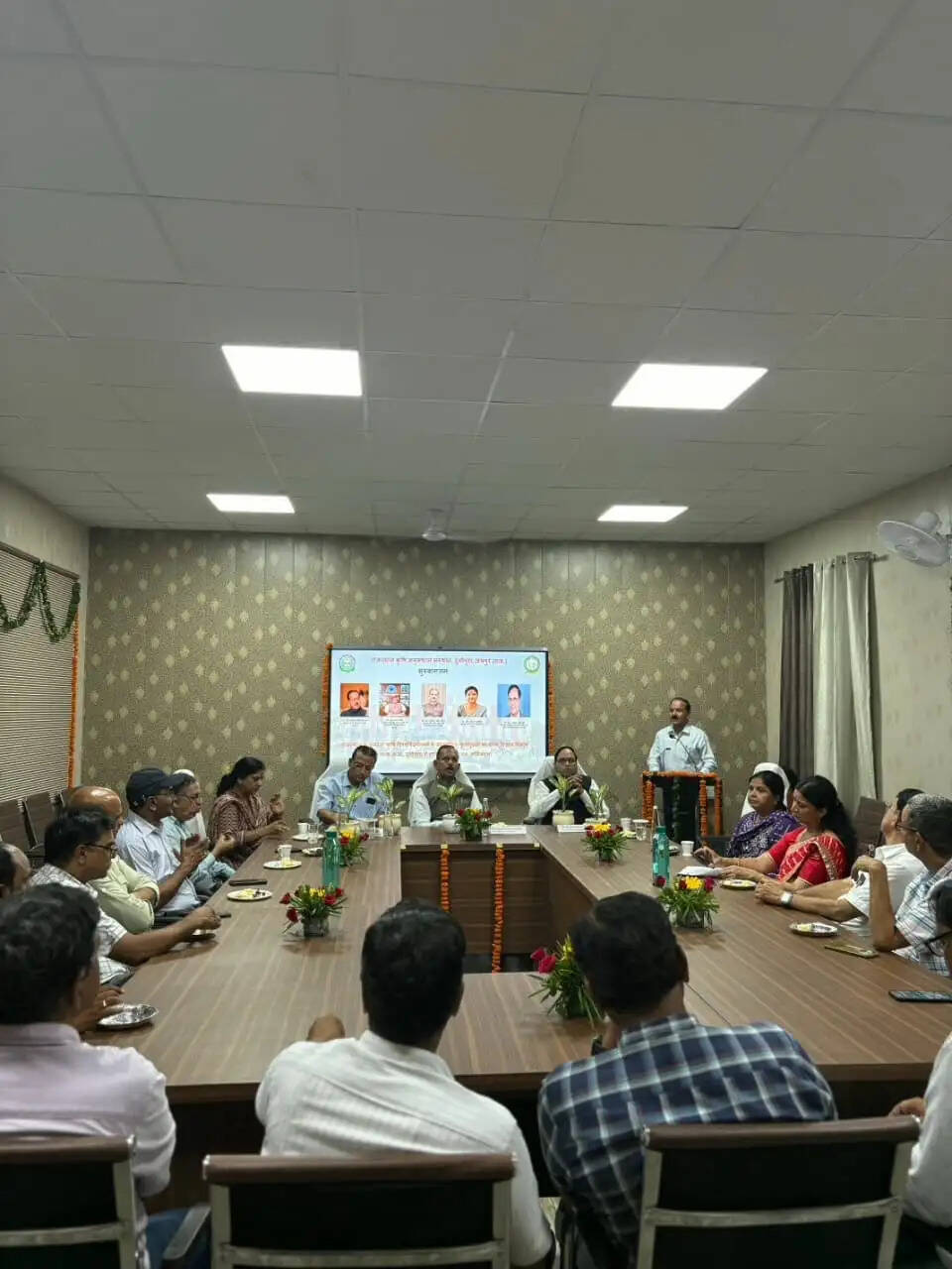 राज्य के पांच कृषि विश्वविद्यालयों में बनेंगे एक जैसे नियम, दुर्गापुरा में मंथन