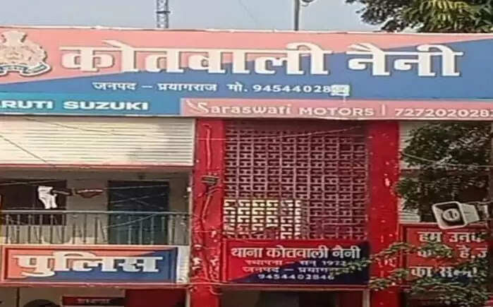 कमरे के अन्दर फंदे पर लटका मिला विवाहिता का शव