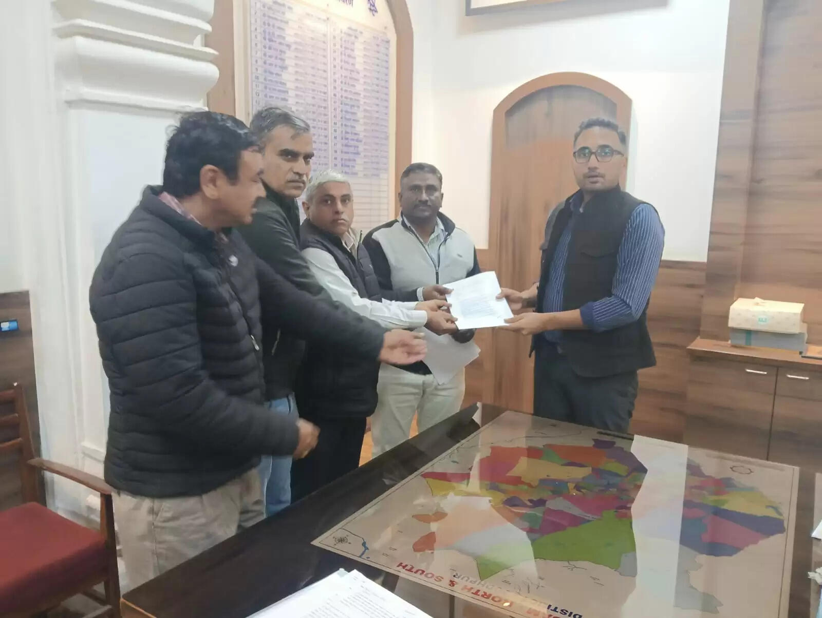 भारतीय संस्कृति को बदरूप कर रहे ऑनलाइन प्लेटफार्म और गेमिंग : एबीएसपी का प्रधानमंत्री के नाम ज्ञापन