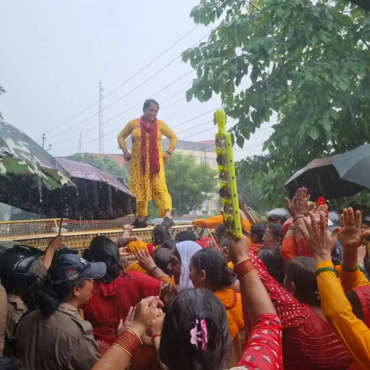 महिला कांग्रेस और महिला स्वयं सहायता समूहों ने किया सचिवालय कूच