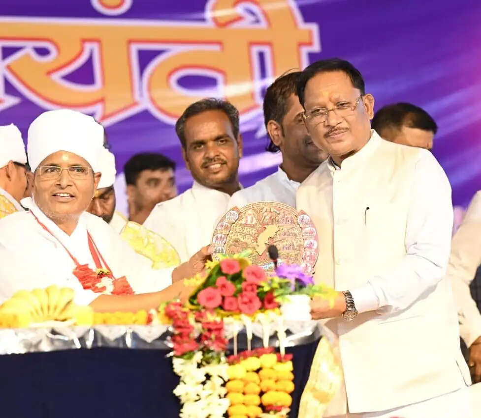 संत कबीर का संदेश आज भी समाज और राष्ट्र के लिए पथप्रदर्शक : थावरचंद गहलोत