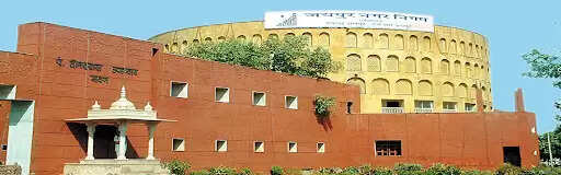 25 दिन में निगम ने 760 गौवंश को पहुंचाया हिंगोनिया गौशाला