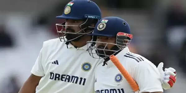 लीड्स टेस्ट: आईसीसी आचार संहिता के उल्लंघन पर ऋषभ पंत के खाते में जुड़ा एक डिमेरिट अंक