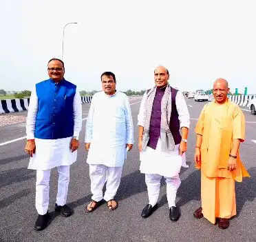 मुख्यमंत्री याेगी का ऐलान, हर शहर में बनेगा बाईपास और फोरलेन से जुड़ेंगे सभी जिला मुख्यालय