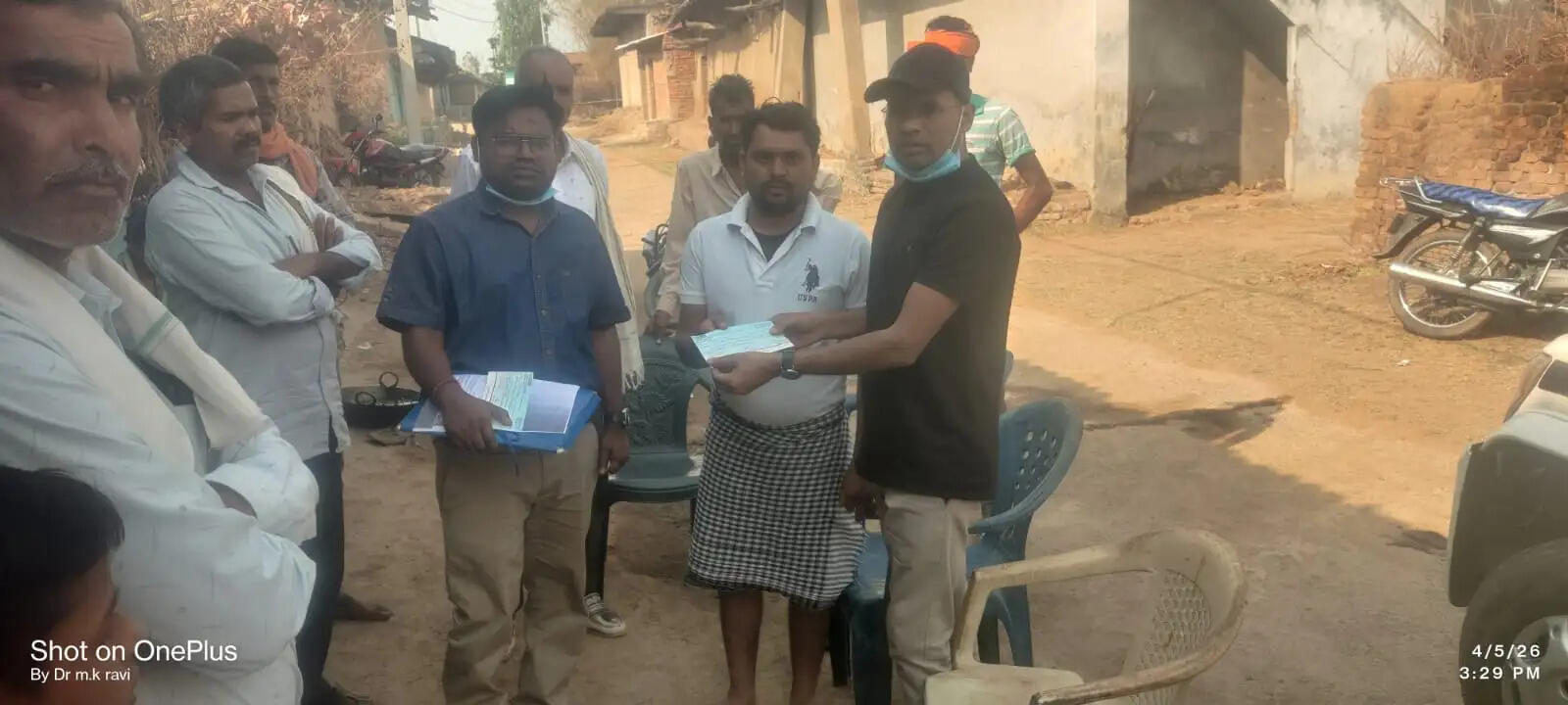 अनूपपुर: लॉज हादसे में राहत और बचाव कार्य समाप्त, मृतकों के परिजनों एवं घायलों को रेडक्रॉस का सौंपा चेक