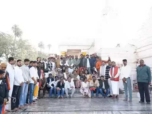 अनूपपुर: मंत्री प्रहलाद पटेल की बेटी प्रतिज्ञा सिंह ने अमरकंटक से ली 'नर्मदा परिक्रमा'की प्रतिज्ञा