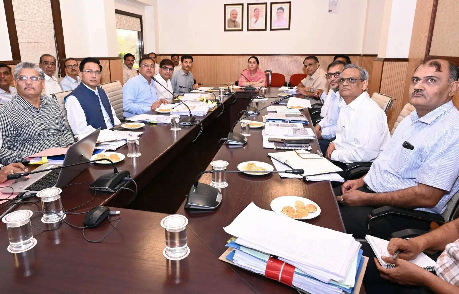 गुणवत्ता व लो मेंटीनेंस के साथ ग्रीन बिल्डिंग पर फोकस करने के निर्देश