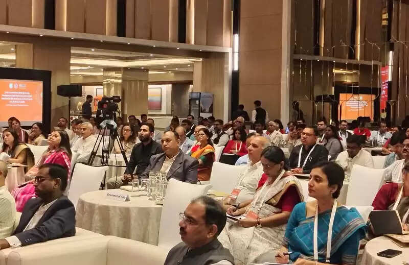 यूनिवर्सल हेल्थ कवरेज और सतत विकास लक्ष्य के लिए तैयार करे भविष्योन्मुखी मॉडल : मुख्य सचिव