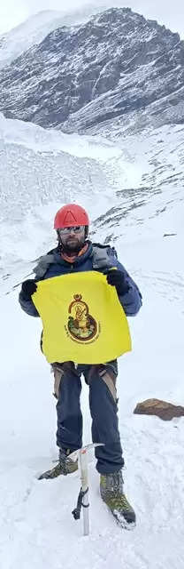 पर्वतरोही छात्र ने अरुणाचल के ऊँचे पर्वत गोरीचन पर बीएचयू का पताका फहराया