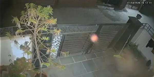 पांवटा साहिब में बढ़ती चोरी की वारदातें, घर के बाहर से बाइक उड़ा ले गए चोर, सीसीटीवी में कैद घटना