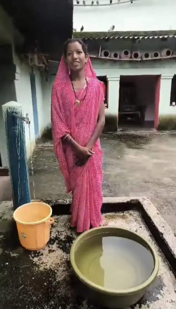 जल जीवन मिशन से बदली इंदु कंवर की दिनचर्या, घर में नल से मिल रहा स्वच्छ पेयजल