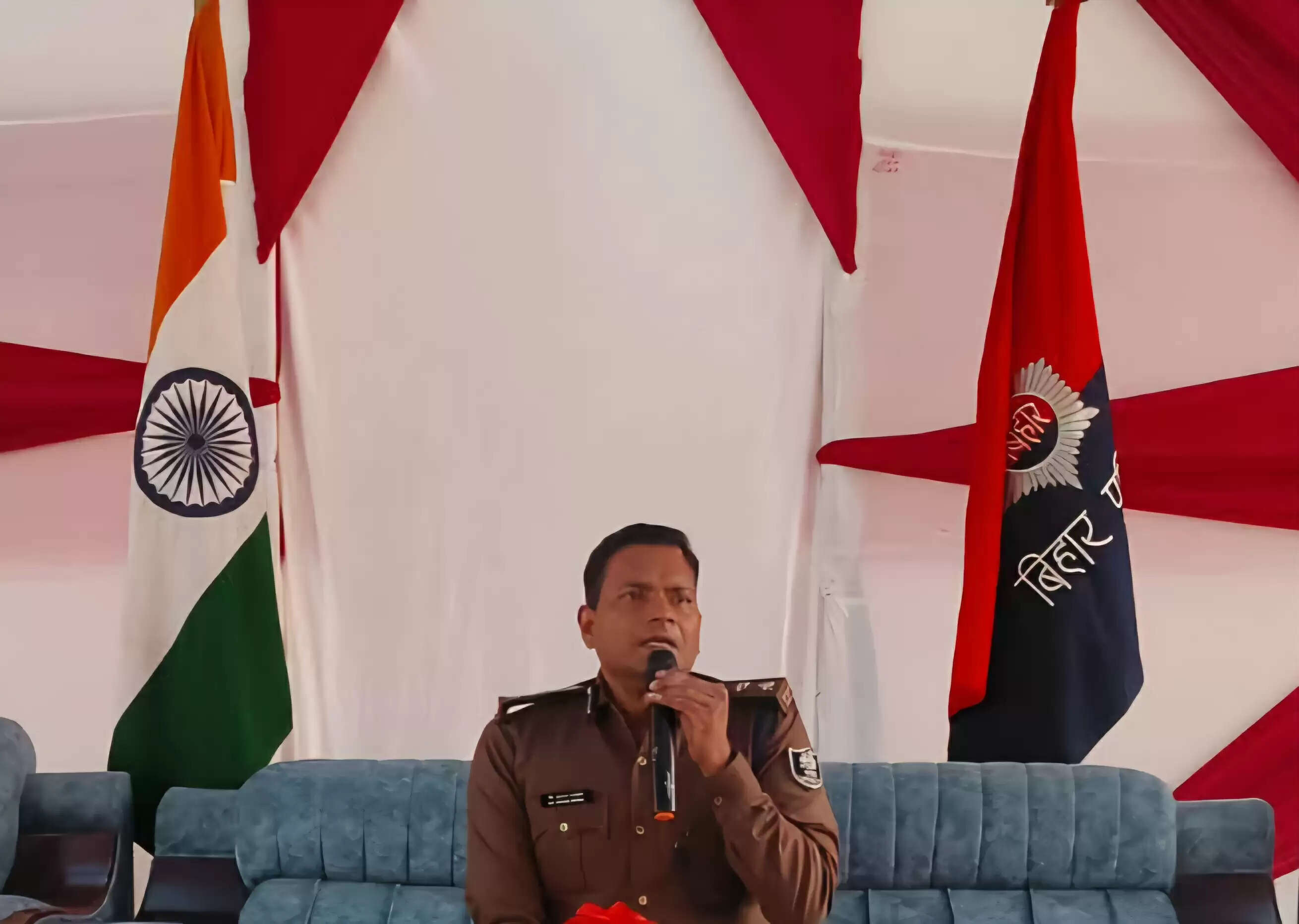 सारण पुलिस ने ऑपरेशन क्लीन के अंतर्गत 2025 में 15 हजार से अधिक अभियुक्तों को किया गिरफ्तार