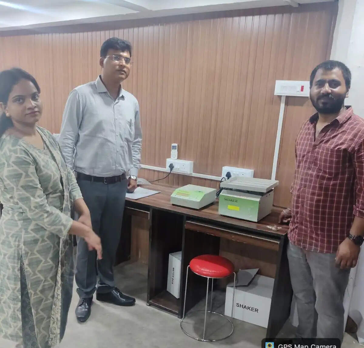 नव निर्मित मृदा जांच प्रयोगशाला का सहायक निदेशक ने निरीक्षण किया