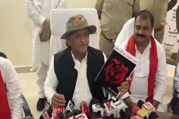 सपा अध्यक्ष अखिलेश यादव ने केंद्र सरकार की विदेश नीति को बताया फेल