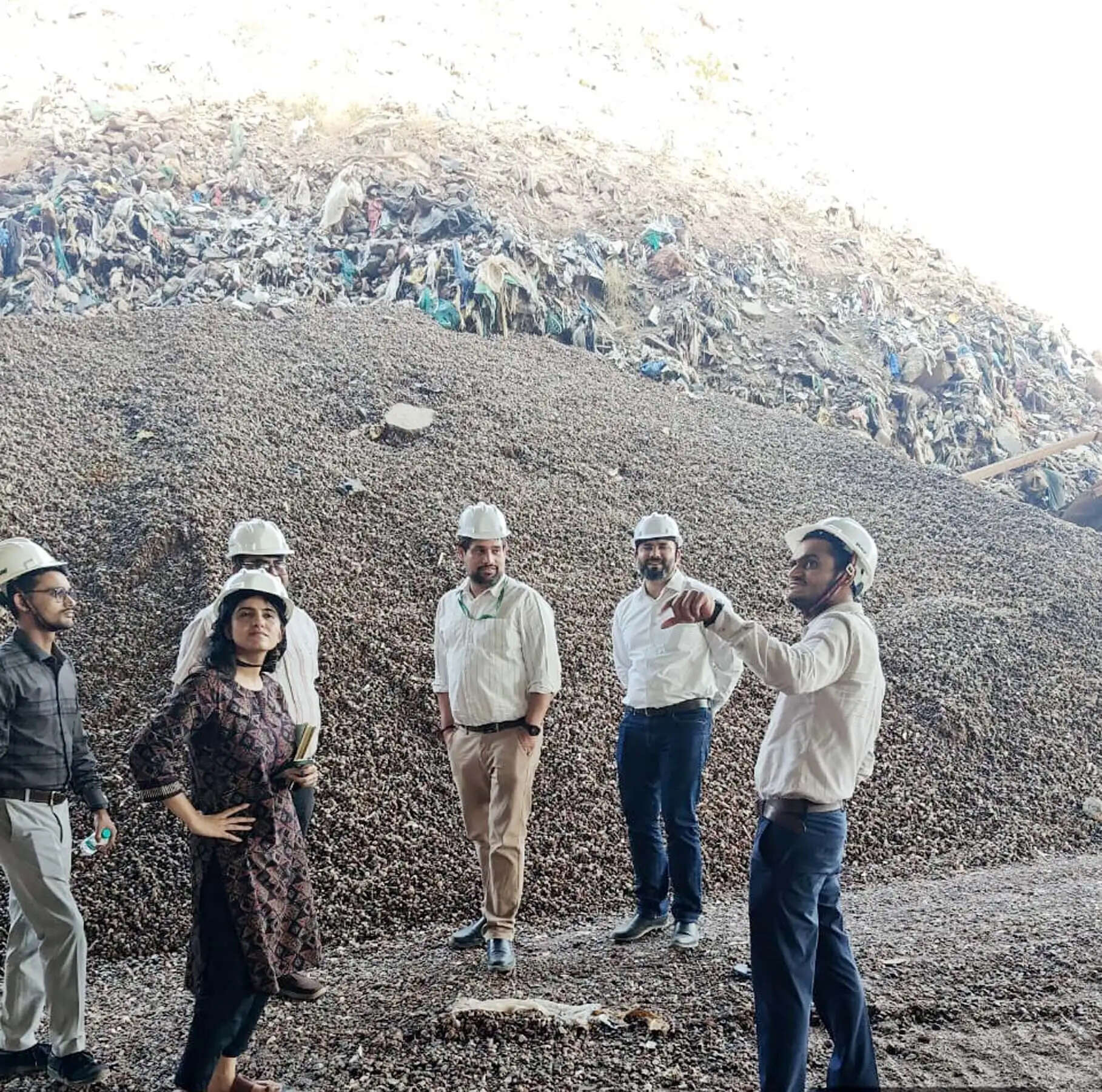 वायु प्रदूषण नियंत्रण के लिए एमओएचयूए की टीम गुरुग्राम दौरे पर
