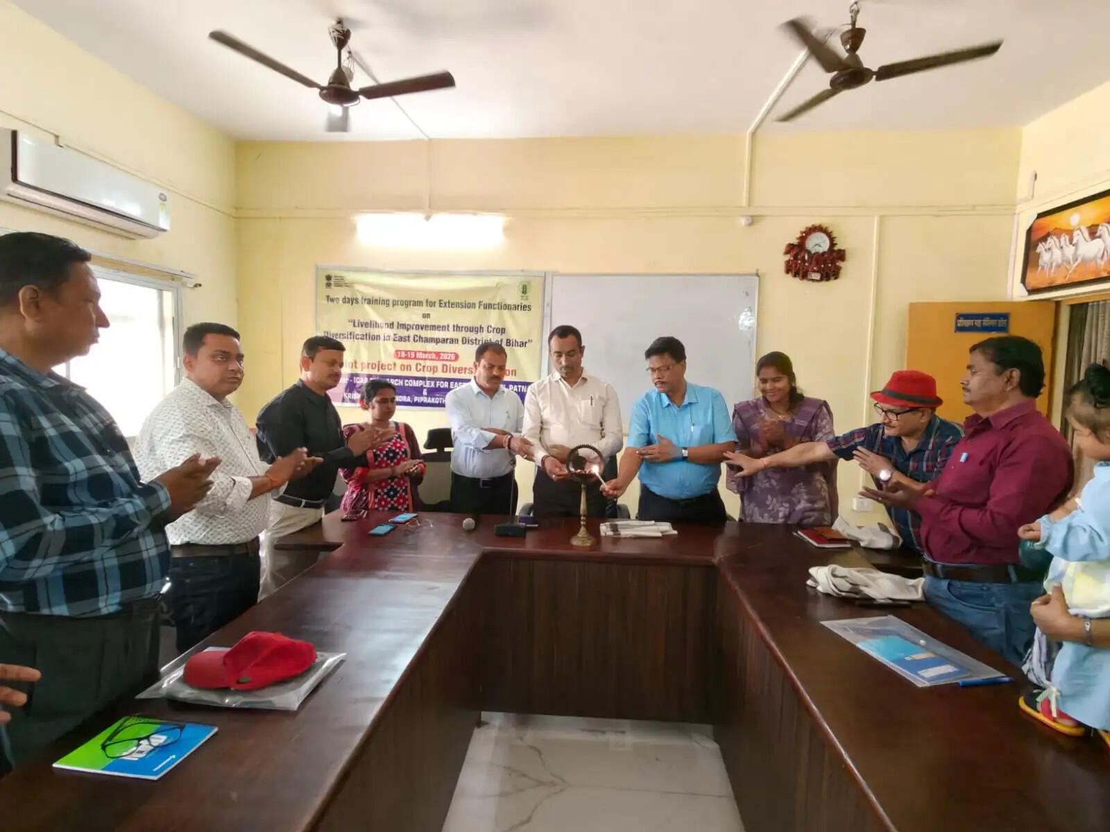 कृषि प्रसार कर्मियों ने सीखे फसल विविधीकरण के गुर