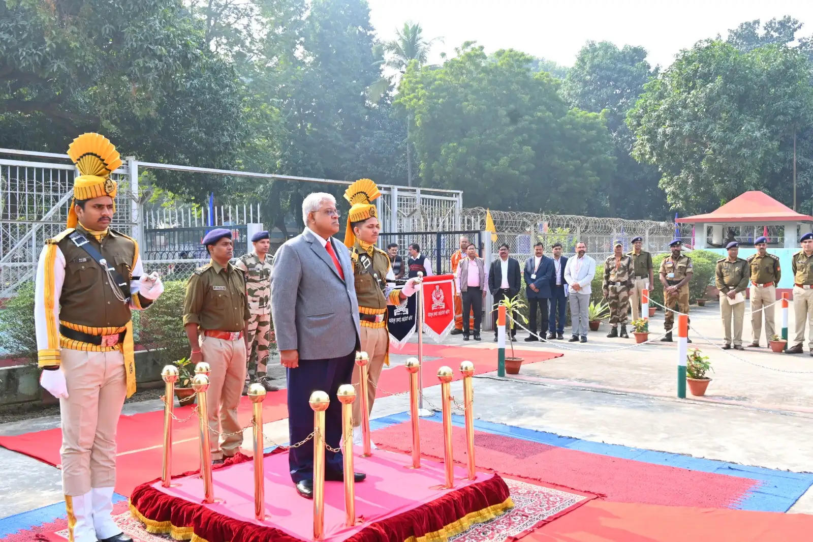 बरौनी रिफाइनरी में सुरक्षा सप्ताह के तहत सीआईएसएफ ने आयोजित किया रस्साकसी गेम